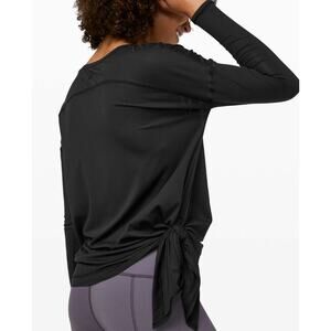 NWOT Lululemon To The Point Long Sleeve - 8